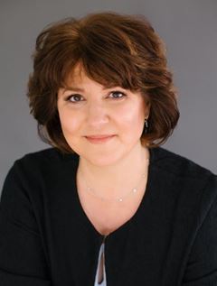 Michelle Bradley headshot